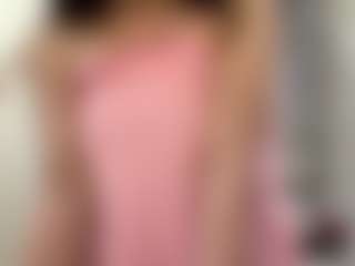 Live cam show with SerinaAmento - Lesbian on Camsoda