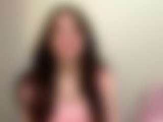 Live cam show with SerinaAmento - Green Eyes on livesuperchat.net