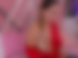 Live cam show with Sky Saenz - Blonde Hair on Instabang