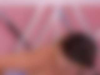 Live cam show with Sky Saenz - Blonde Hair on Milf Play