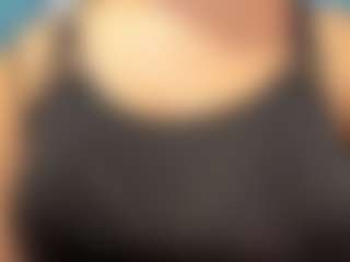 Sky Saenz's Live Sex Cam Show