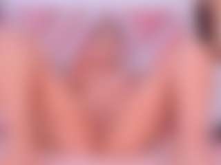 Live cam show with Sky Saenz - Flashing on Camsoda