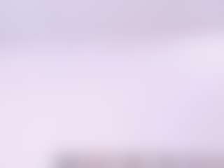 Live cam show with Sky Saenz - Flashing on Dolls Live