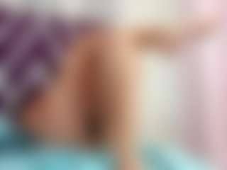 Sky Saenz's Live Sex Cam Show