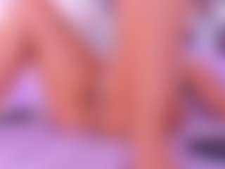 Sky Saenz's Live Sex Cam Show
