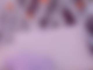 Live cam show with Sky Saenz - Public on Camsoda