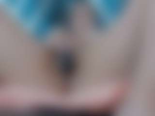 Live cam show with Sky Saenz - Blonde Hair Amateur on https://playwithruby.com