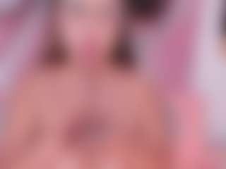 Sky Saenz's Live Sex Cam Show
