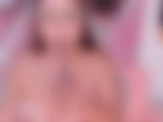 Sky Saenz's Live Sex Cam Show