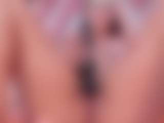 Sky Saenz's Live Sex Cam Show