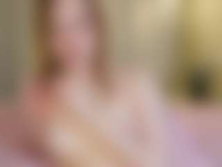 Live cam show with SkyNyxx - Moaning on Camsoda