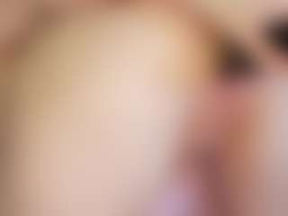 SkyNyxx's Live Sex Cam Show