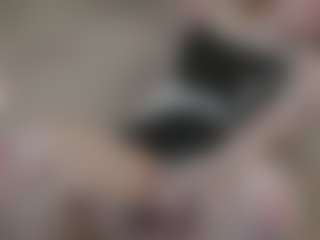 Live cam show with SkyNyxx - Blue Eyes on madthumbs
