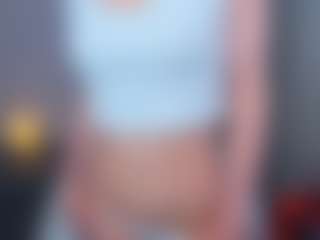 Live cam show with SunDeane - Roll on sexylive.show