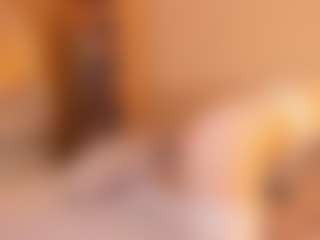 Live cam show with SunDeane - Camel Toe on Dolls Live