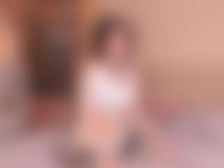 Live cam show with SunDeane - Body Massage on Hubzter Live