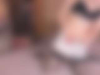 Live cam show with SunDeane - Body Massage on StripNow