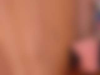 Live cam show with SunDeane - Facial on Camsoda