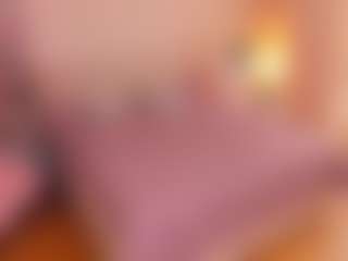 Live cam show with SunDeane - Roll on Camsoda