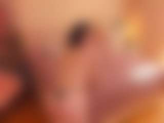 Live cam show with SunDeane - Facial on Camsoda