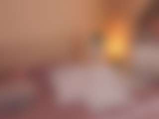 Spettacolo in cam dal vivo con SunDeane - Interactivetoy Granny su Camsoda