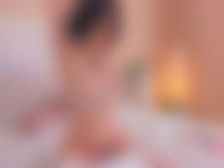 Live cam show with SunDeane - Striptease on Camiplay Live