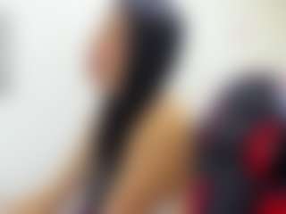 Live cam show with tamara-bloom - Facial on Latina Girls