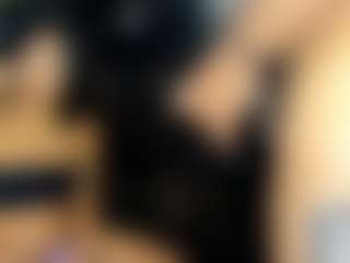 Live cam show with Teresa-Hott - Brown Eyes on MyBangCams