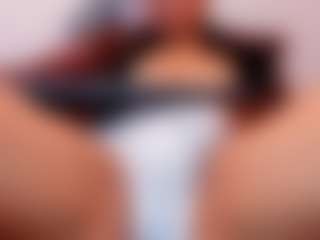 Live cam show with Valkiria - Granny Dildo on fapnchat