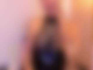 Live cam show with Valkiria - Granny Latina on Camsoda | colombia