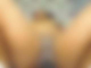 YESSYFOX's Live Sex Cam Show