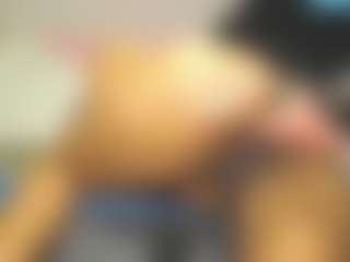 YESSYFOX's Live Sex Cam Show