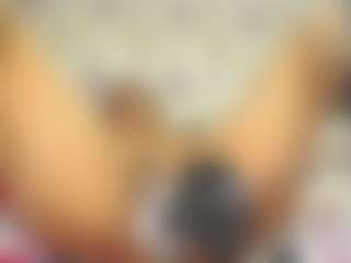 YESSYFOX's Live Sex Cam Show