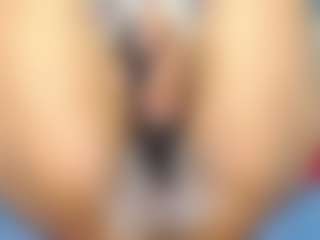 YESSYFOX's Live Sex Cam Show