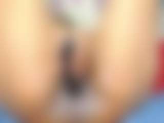 YESSYFOX's Live Sex Cam Show