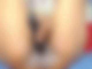 YESSYFOX's Live Sex Cam Show