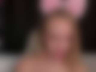 Live cam show with zabaava - Sweet on Mixed Magazine Live