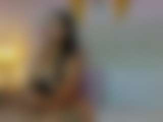 Live cam show with AbigailRestrepo - Role Play on UwU Esports