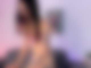 Adarha-low's Live Sex Cam Show