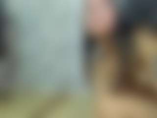 Adarha-low's Live Sex Cam Show