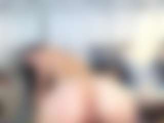 Adarha-low's Live Sex Cam Show