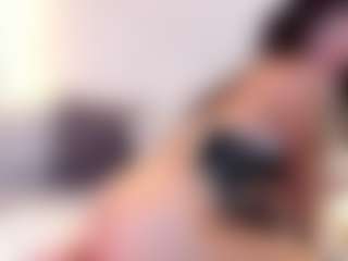 Adarha-low's Live Sex Cam Show