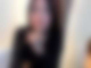 Adarha-low's Live Sex Cam Show