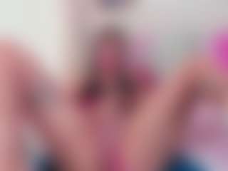 Adarha-low's Live Sex Cam Show