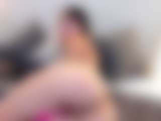 Adarha-low's Live Sex Cam Show