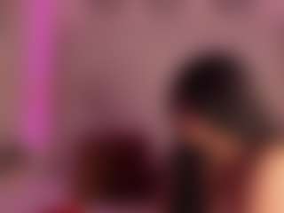 Live-Cam-Show mit AgathaandAtenea - Tease auf Camsoda