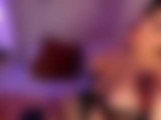 Live cam show with AgathaandAtenea - Green Eyes on Instabang