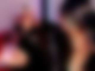 Show de cam en vivo con AgathaandAtenea - Ass Bouncing en Camsoda