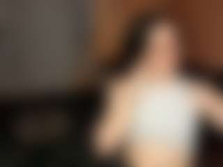 Live cam show with Zara - Brown Hair on Fapmatic.com