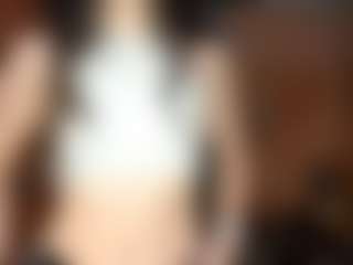 Live cam show with Zara - Genital Piercings on Milfs Live